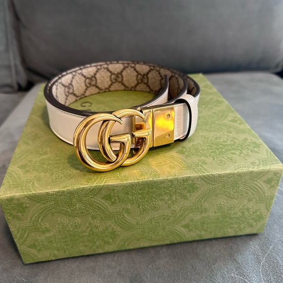 Gucci reversible belt - Picture 1 of 4